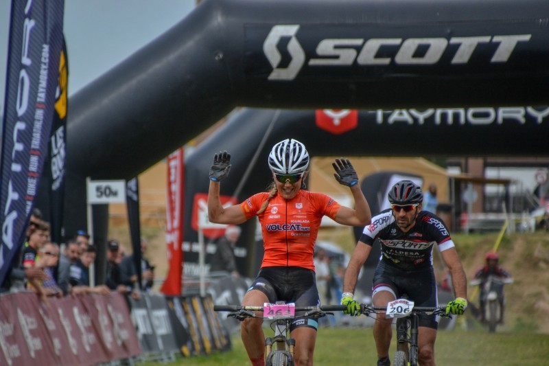 Tiago Ferreira gana la etapa reina de la Volcat